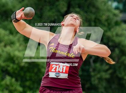 Thumbnail 2 in UIL 2A Girls Track & Field Finals photogallery.