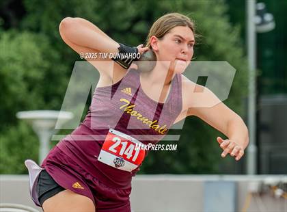 Thumbnail 1 in UIL 2A Girls Track & Field Finals photogallery.
