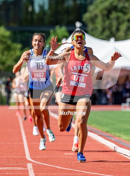 Thumbnail 2 in UIL 2A Girls Track & Field Finals photogallery.