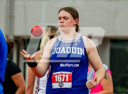 Thumbnail 1 in UIL 2A Girls Track & Field Finals photogallery.