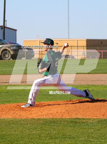 Thumbnail 3 in Whitesboro vs. Paradise photogallery.