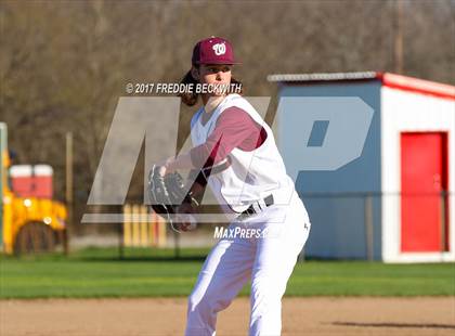 Thumbnail 3 in Whitesboro vs. Paradise photogallery.