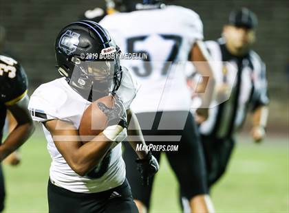Thumbnail 1 in Edison vs. Clovis North photogallery.