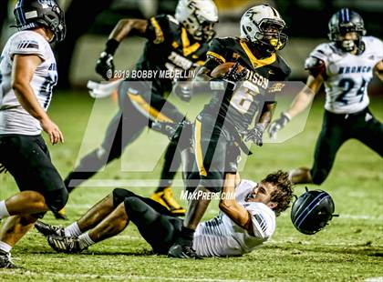 Thumbnail 2 in Edison vs. Clovis North photogallery.