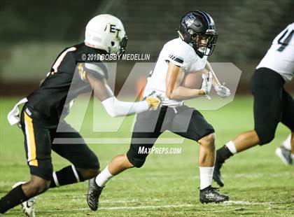 Thumbnail 1 in Edison vs. Clovis North photogallery.