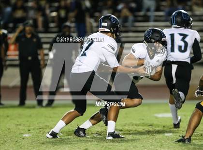 Thumbnail 3 in Edison vs. Clovis North photogallery.