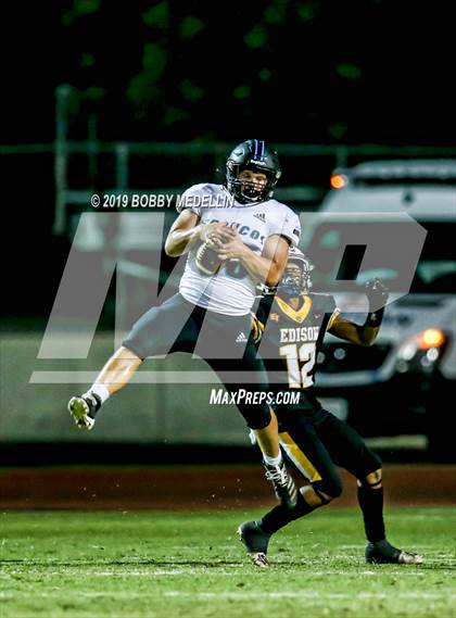 Thumbnail 3 in Edison vs. Clovis North photogallery.