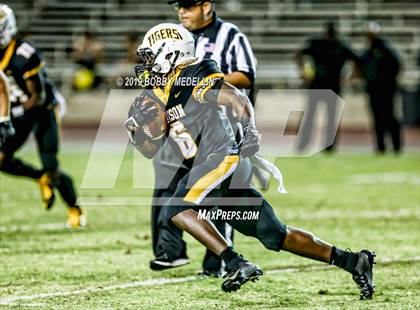 Thumbnail 1 in Edison vs. Clovis North photogallery.