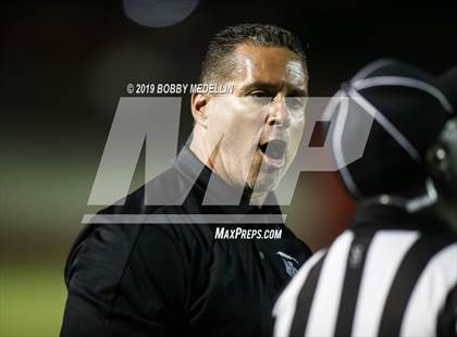 Thumbnail 3 in Edison vs. Clovis North photogallery.