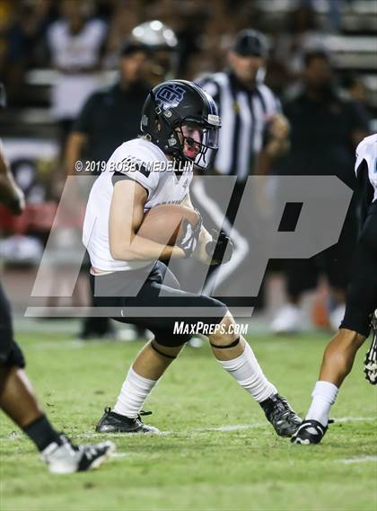 Thumbnail 2 in Edison vs. Clovis North photogallery.