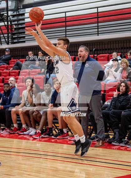 Thumbnail 1 in Skyview vs. Wilson (South Sound Classic) photogallery.