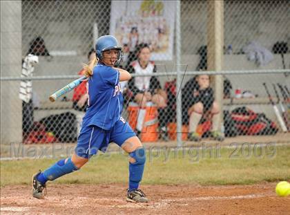 Thumbnail 1 in Pearl River vs. Floral Park (NYSPHSAA Class A Final) photogallery.