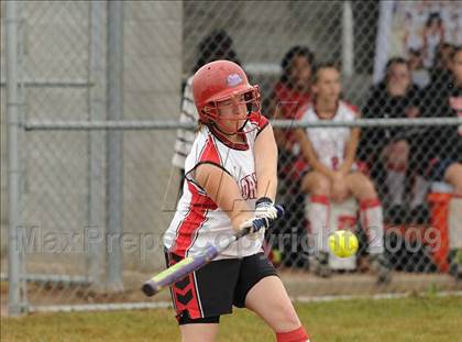 Thumbnail 2 in Pearl River vs. Floral Park (NYSPHSAA Class A Final) photogallery.
