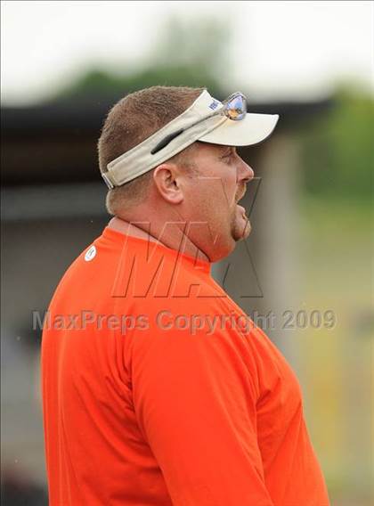 Thumbnail 3 in Pearl River vs. Floral Park (NYSPHSAA Class A Final) photogallery.