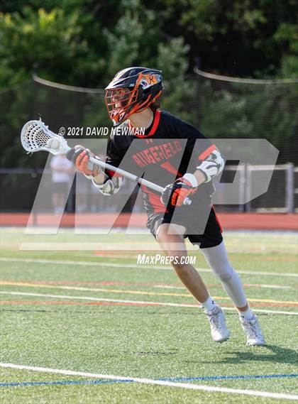 Thumbnail 3 in Simsbury vs. Ridgefield (CIAC Class L Quarterfinal) photogallery.