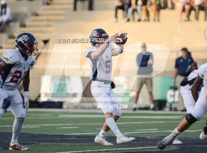 Thumbnail 1 in Steele Canyon vs. Ramona (CIF SDS D2 Final ) photogallery.