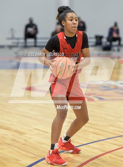 Thumbnail 1 in St. John's vs. Lone Peak (NIKE Tournament of Champions) photogallery.