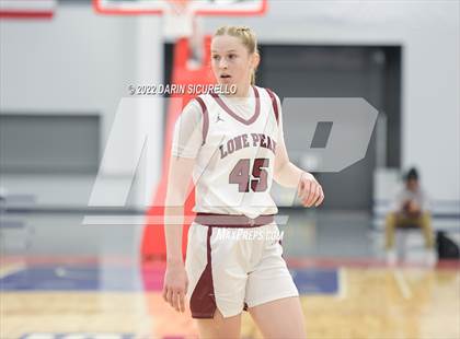 Thumbnail 1 in St. John's vs. Lone Peak (NIKE Tournament of Champions) photogallery.