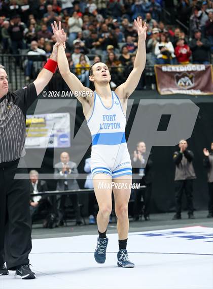 Thumbnail 1 in CHSAA 3A Finals photogallery.