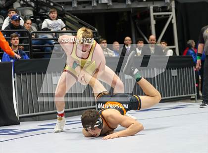 Thumbnail 1 in CHSAA 3A Finals photogallery.