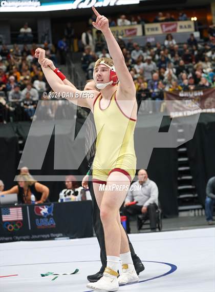 Thumbnail 2 in CHSAA 3A Finals photogallery.