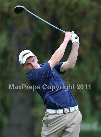 Thumbnail 2 in Section 5 State Qualifier @ Oak Hill CC (Supersectionals) photogallery.