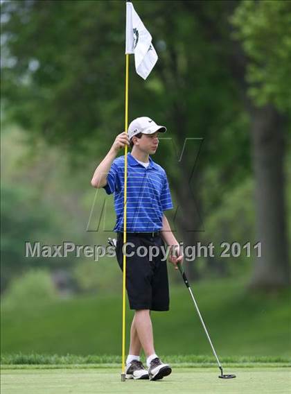 Thumbnail 3 in Section 5 State Qualifier @ Oak Hill CC (Supersectionals) photogallery.