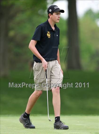 Thumbnail 1 in Section 5 State Qualifier @ Oak Hill CC (Supersectionals) photogallery.