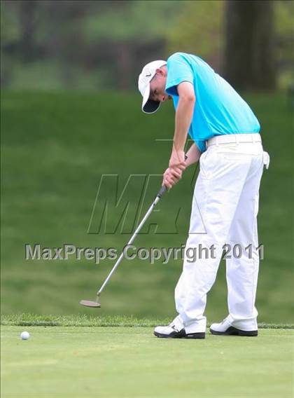 Thumbnail 1 in Section 5 State Qualifier @ Oak Hill CC (Supersectionals) photogallery.