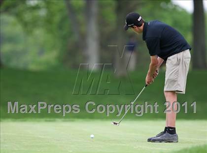 Thumbnail 3 in Section 5 State Qualifier @ Oak Hill CC (Supersectionals) photogallery.
