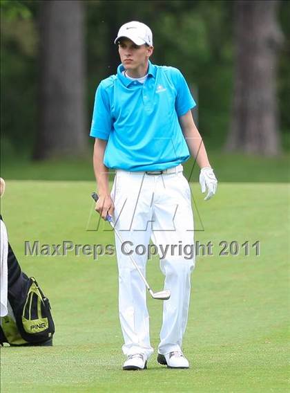 Thumbnail 3 in Section 5 State Qualifier @ Oak Hill CC (Supersectionals) photogallery.