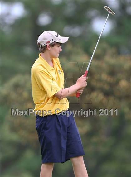 Thumbnail 3 in Section 5 State Qualifier @ Oak Hill CC (Supersectionals) photogallery.