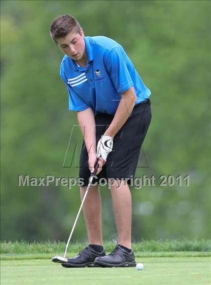 Thumbnail 2 in Section 5 State Qualifier @ Oak Hill CC (Supersectionals) photogallery.