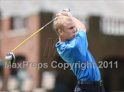 Thumbnail 1 in Section 5 State Qualifier @ Oak Hill CC (Supersectionals) photogallery.