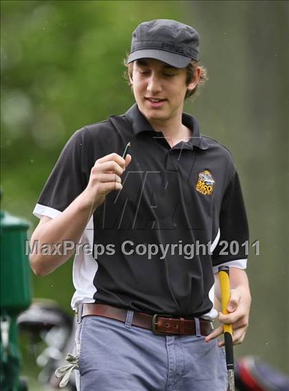 Thumbnail 3 in Section 5 State Qualifier @ Oak Hill CC (Supersectionals) photogallery.
