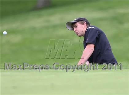 Thumbnail 3 in Section 5 State Qualifier @ Oak Hill CC (Supersectionals) photogallery.