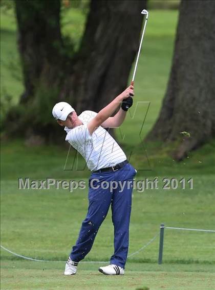 Thumbnail 3 in Section 5 State Qualifier @ Oak Hill CC (Supersectionals) photogallery.