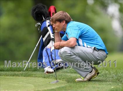 Thumbnail 2 in Section 5 State Qualifier @ Oak Hill CC (Supersectionals) photogallery.