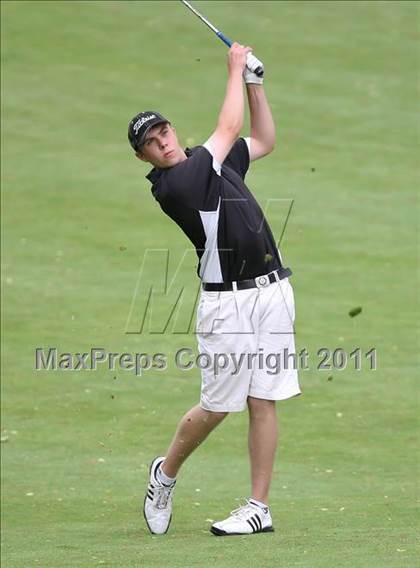 Thumbnail 3 in Section 5 State Qualifier @ Oak Hill CC (Supersectionals) photogallery.