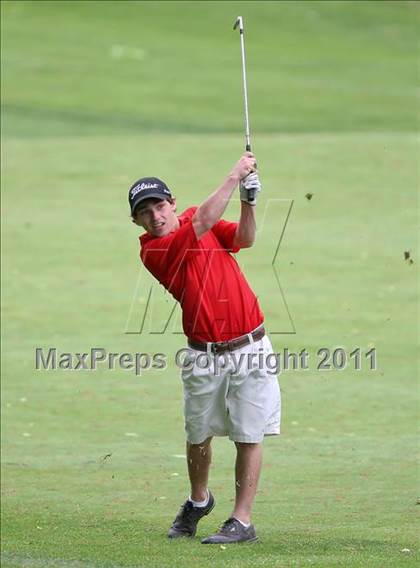 Thumbnail 3 in Section 5 State Qualifier @ Oak Hill CC (Supersectionals) photogallery.