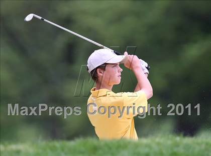Thumbnail 3 in Section 5 State Qualifier @ Oak Hill CC (Supersectionals) photogallery.