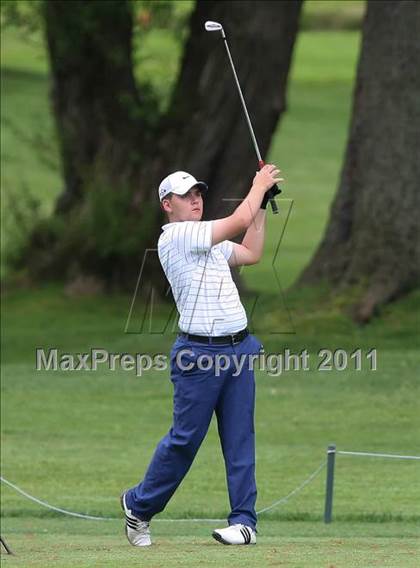 Thumbnail 3 in Section 5 State Qualifier @ Oak Hill CC (Supersectionals) photogallery.