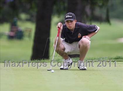 Thumbnail 2 in Section 5 State Qualifier @ Oak Hill CC (Supersectionals) photogallery.