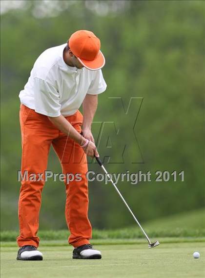 Thumbnail 1 in Section 5 State Qualifier @ Oak Hill CC (Supersectionals) photogallery.