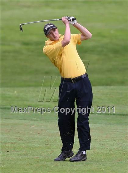 Thumbnail 2 in Section 5 State Qualifier @ Oak Hill CC (Supersectionals) photogallery.