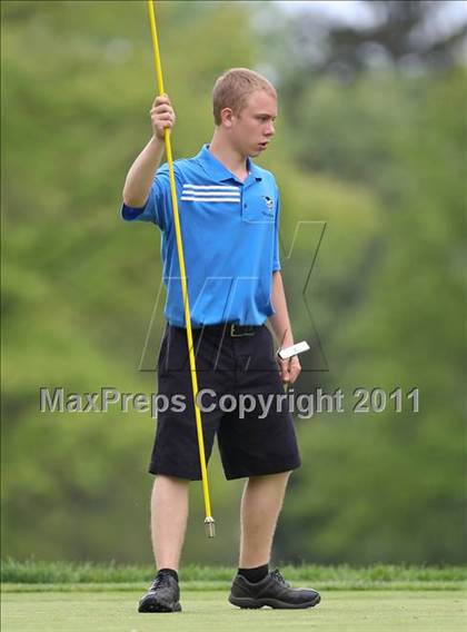 Thumbnail 1 in Section 5 State Qualifier @ Oak Hill CC (Supersectionals) photogallery.