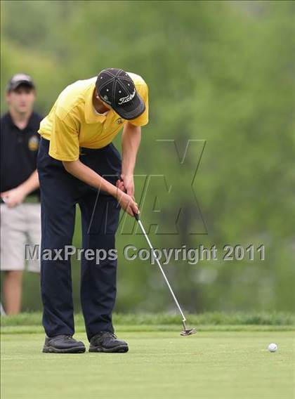 Thumbnail 3 in Section 5 State Qualifier @ Oak Hill CC (Supersectionals) photogallery.