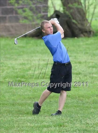 Thumbnail 1 in Section 5 State Qualifier @ Oak Hill CC (Supersectionals) photogallery.