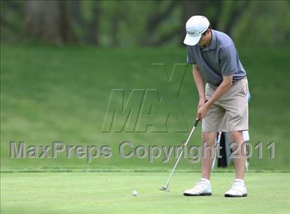Thumbnail 3 in Section 5 State Qualifier @ Oak Hill CC (Supersectionals) photogallery.