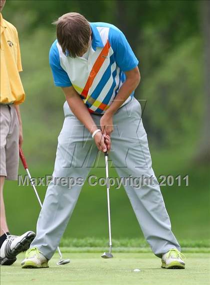 Thumbnail 1 in Section 5 State Qualifier @ Oak Hill CC (Supersectionals) photogallery.